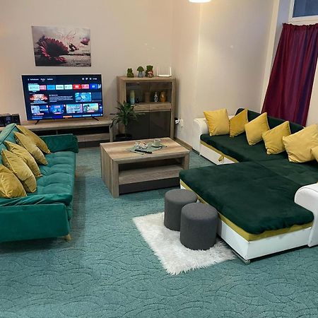 Velky Apartman ブラチスラヴァ エクステリア 写真